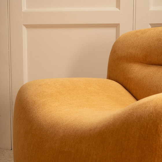 Image 1 of Pair of Wavy Armchairs - Italy 1970s