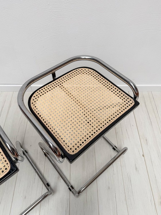 1970s Set of 3 Vintage Italian Wicker & Chrome Barstools (photo 6 of 9)