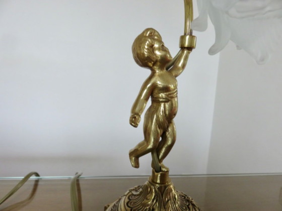 Image 1 of coppia di lampade art nouveau "cherubini" in bronzo e vetro satinato
