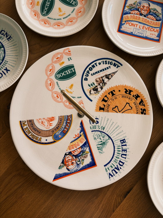Image 1 of Vintage Franse kaasserveerset (5 kleurrijke borden)