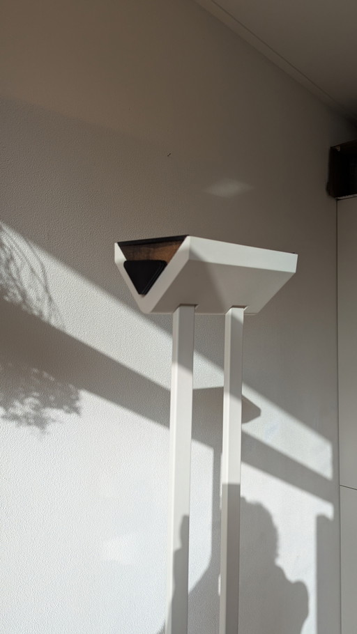 Philips sculpturale vloerlamp met dimmer uit de jaren 80, postmodernistisch van aard.