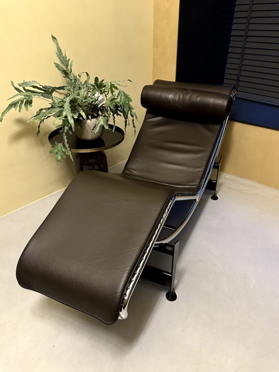 Image 1 of Chaise longue Cassina LC4 Le Corbusier