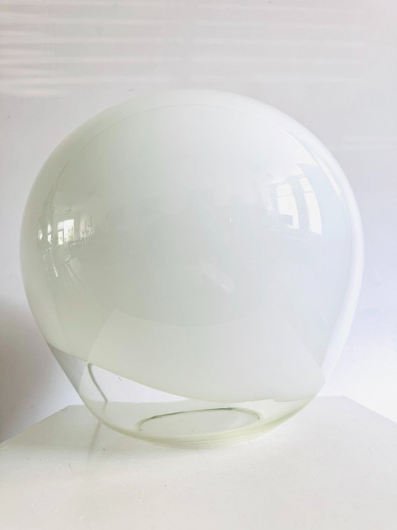 Large 'Nessa' Murano Glass Sphere Lamp in Opal White by Gino Vistosi for Vistosi, Italy, 1970s – Table lamps (photo 6 of 7)
