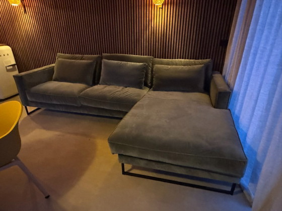 Image 1 of Green corner sofa velvet Melchior interior