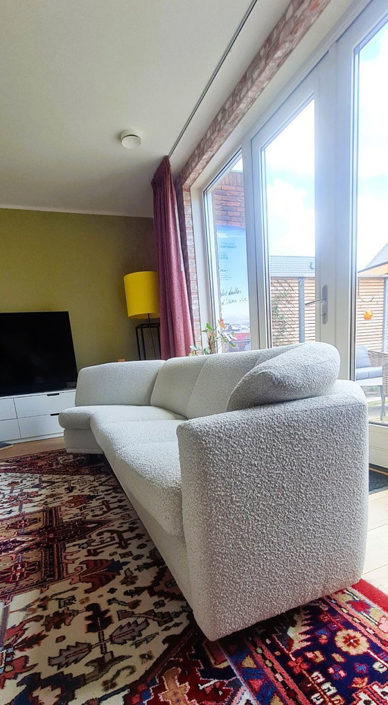 Image 1 of Leolux 4 seater sofa with corner