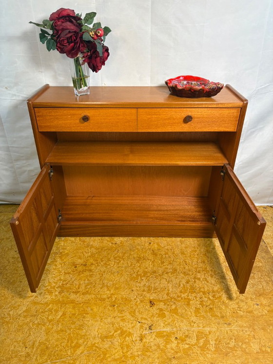 Credenza Compatta Vintage Nathan Squares Teak | Anni '60–'70 | Gamma Squares. Una favolosa Credenza Retro (photo 3 of 8)