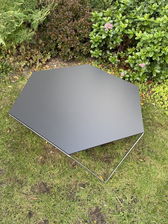 Image 1 of Harvik, mesa de centro nº 2 'Rep y revolver'