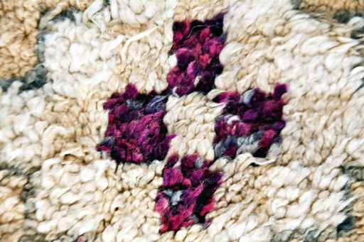 Gedämpfte Töne Marokkanischer Boujaad Vintage-Teppich - 388 x 153 cm