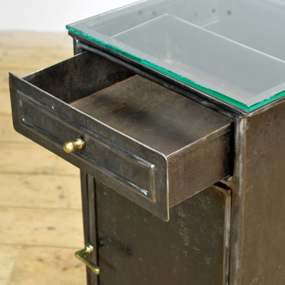 Image 1 of Set nightstands, 1900’s