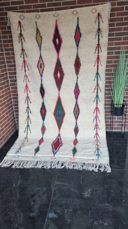 Boujaad Berber carpet, Moroccan rug 150x250 cm