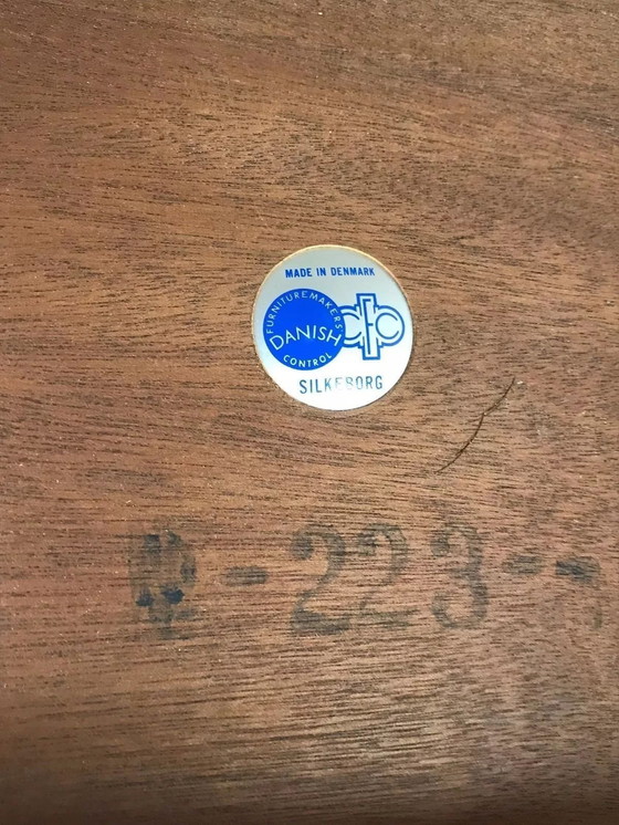 Image 1 of Tavolino da caffè in teak degli anni '60 e '70 di Johannes Andersen per Silkeborg, danese degli anni '60