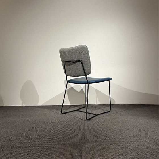 Bert Plantagie K11 Kiko armless dining chair (set of 4) – Textile, Plastic (photo 3 of 4)