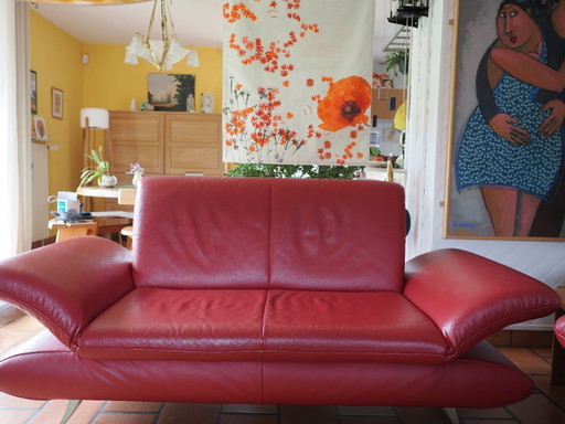 due divani di design Koinor rossi