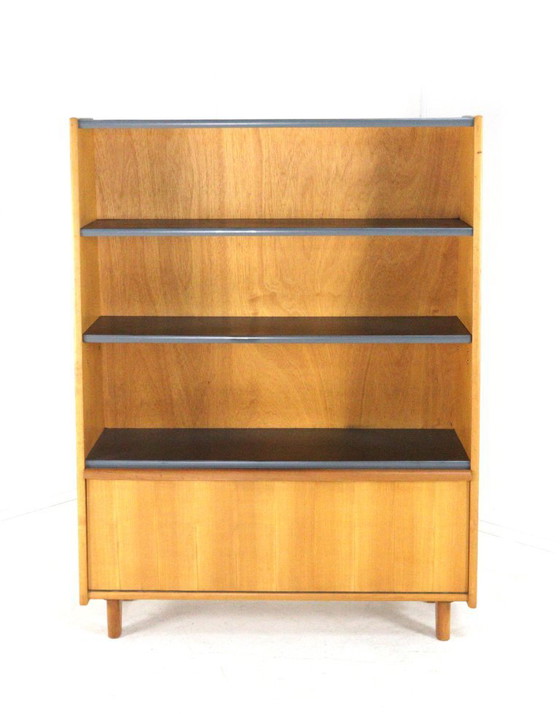 Image 1 of Mobile libreria vintage in stile rovere Pastoe