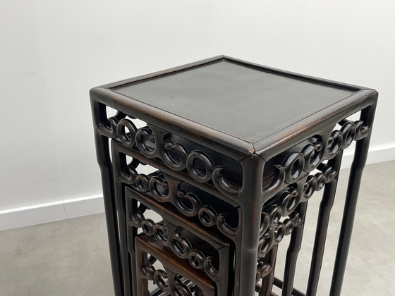 Image 1 of Chinese Huanghuali houten nest tafels circa 1900