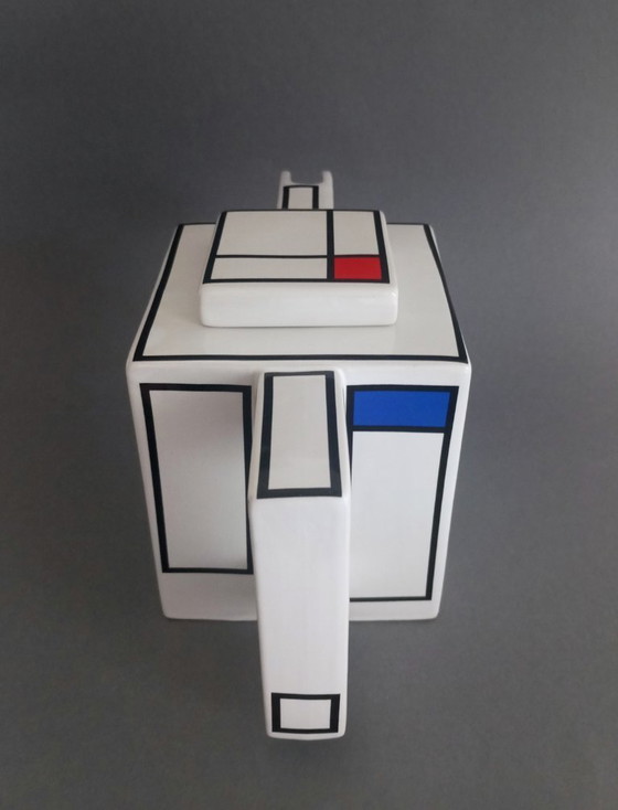 Image 1 of Juraj Mihalik postmoderne/kubistische 'Mondriaan' keramische theepot jaren 80
