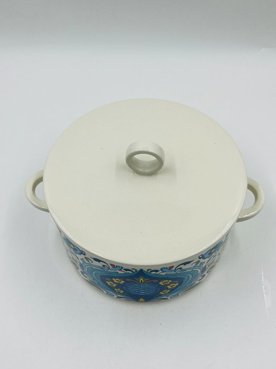 Image 1 of Villeroy & Boch Izmir tureen with oriental decoration