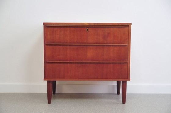 Cassettiera danese vintage in teak – Cassettiere, Wood (photo 2 of 6)
