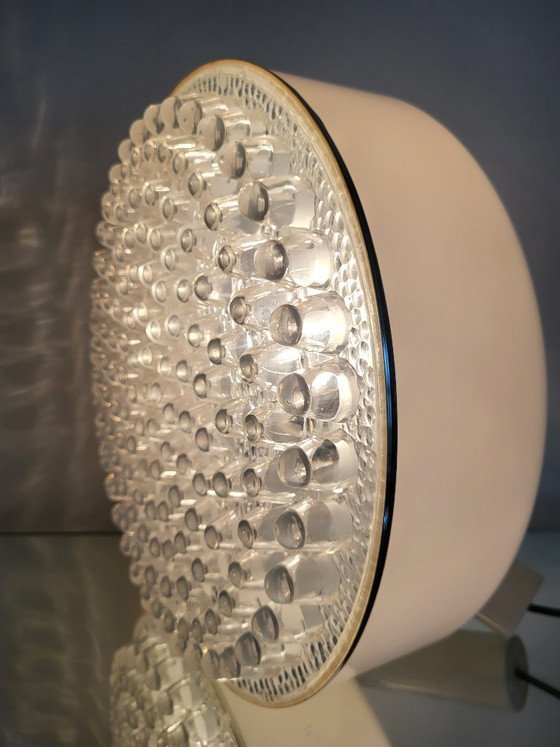 Image 1 of Lampe vintage de style futuriste des années 1960 en plexiglas, à bulles