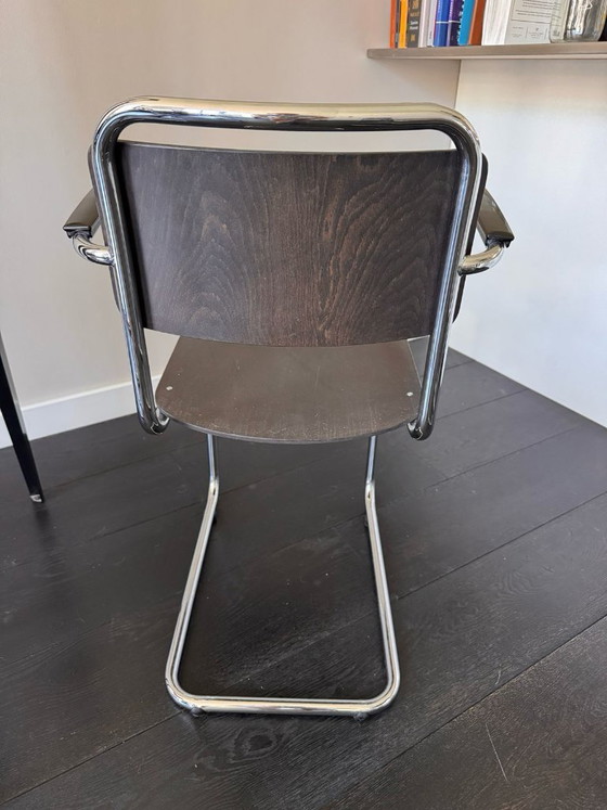 Image 1 of 4 x Gispen 201 originele houten eetkamerstoelen: zwart gebeitst eiken
