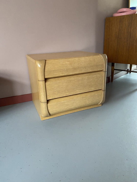 Image 1 of Cómoda de diseño Moser: mesita de noche escultural, estilo moderno de mediados de siglo, década de 1970