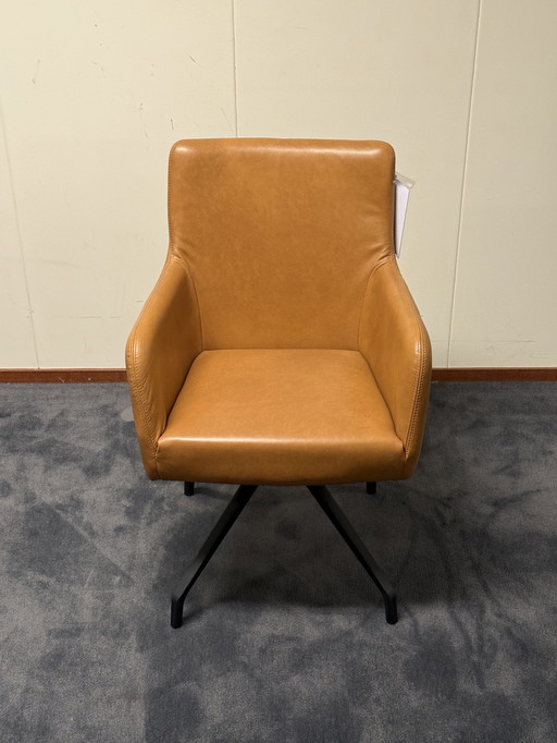 Morella armstoel he-design