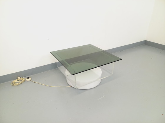 Image 1 of Square illuminated vintage Italian coffee table in glass and Plexiglas in the Space Age style of the '70s