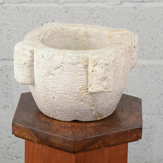 Runde Steinmörserschale aus dem 19. Jahrhundert – Küchenzubehör, Rustic (photo 3 of 10)