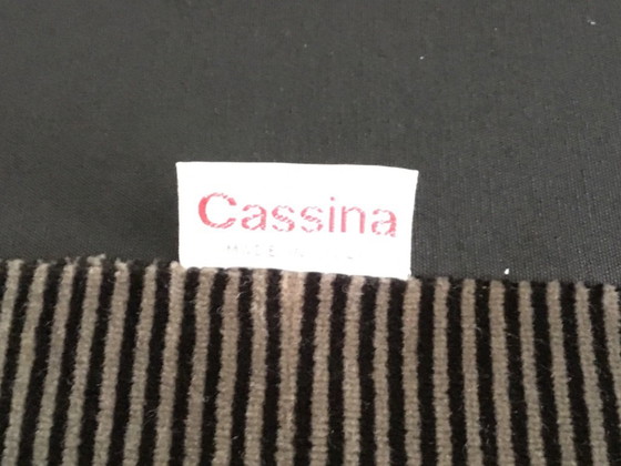 Pouf in tessuto Cassina – Poggiapiedi e pouf, Textile, Velvet (photo 3 of 5)