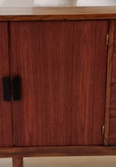 Sideboard aus der Mitte des Jahrhunderts