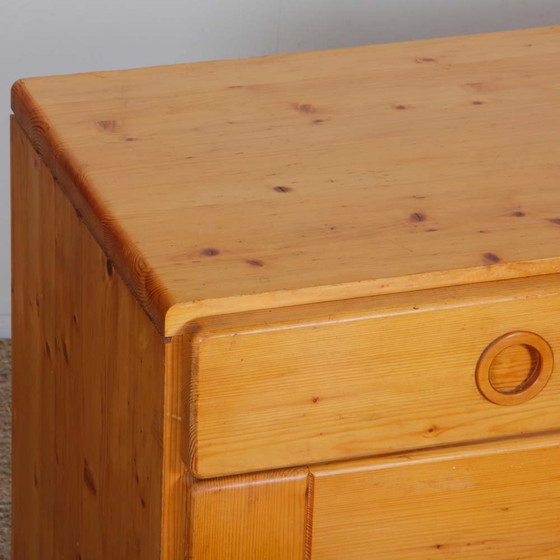 Image 1 of Buffet en Pin, Sélection Charlotte Perriand pour Les Arcs, 1960
