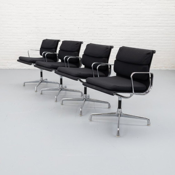 Eames EA208 Soft Pad Chair Herman Miller 70's – Swivel chairs, Chrome (photo 3 of 18)