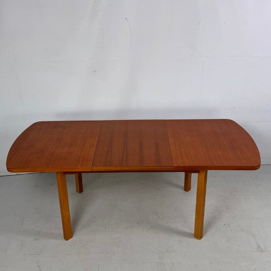 Image 1 of Table à manger extensible ovale NDK, années 1980