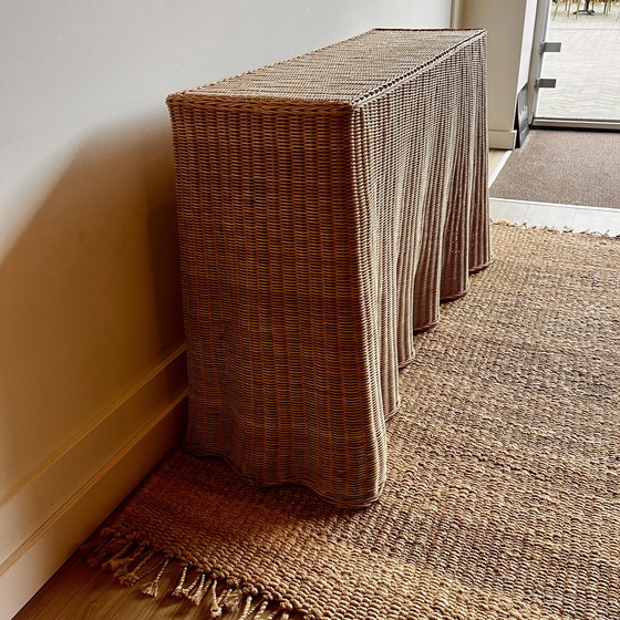 Image 1 of Rieten rotan Trompe L'oeil gedrapeerde consoletafel