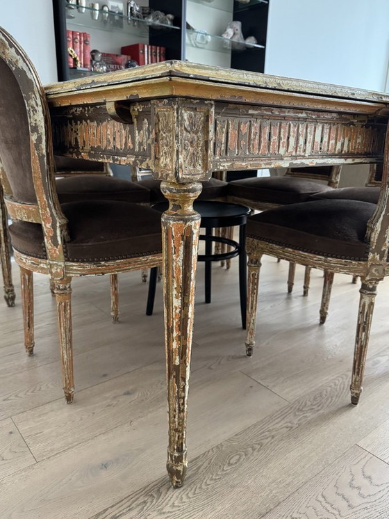 Image 1 of Tavolo in rovere policromo firmato JP Barbier – piano in pelle – pezzo artistico unico