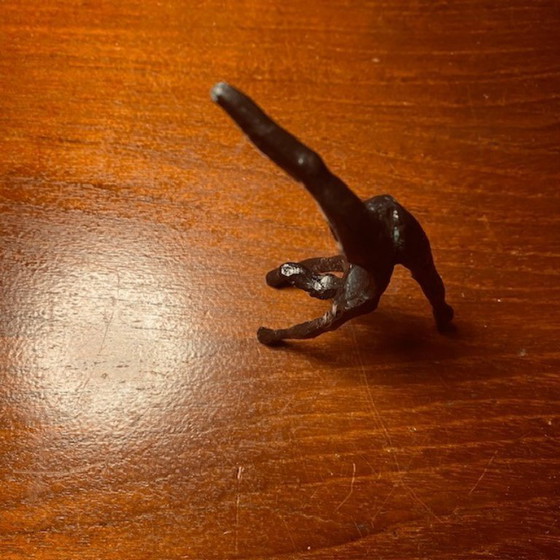 Image 1 of Elegant pewter figurine – lady in handstand (11.5 cm)