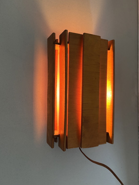 Image 1 of Lámpara escandinava de listones de madera años 70