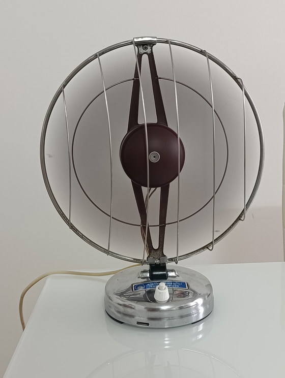 Vintage "San Giorgio La Spezia" Bakelite and Chrome Steel Table Fan – 1960s – Decorative Objects, Metal (photo 8 of 14)