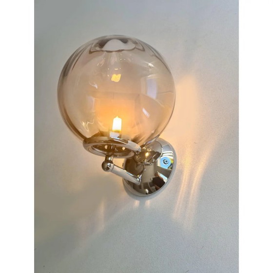 Image 1 of Italiaanse eigentijdse wandlampen in de vorm van bollen van gerookt Murano-glas — set van twee