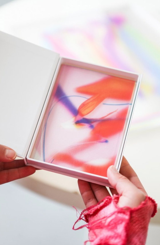 Image 1 of Mini opera d'arte serigrafica multicolore CMYK A6 di Lilxlylilxly