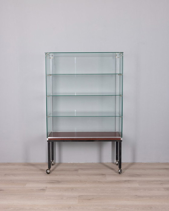 Scaffale espositivo vintage con ruote di Goppion Milano, anni '70 – Vetrine, Glass (photo 3 of 20)