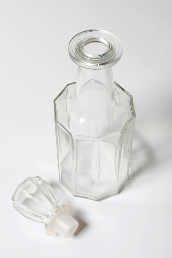 Vintage Italiaanse karaf van helder glas / Gemerkt met “O.R. brevettato” / Patentontwerp uit het midden van (photo 12 of 13)