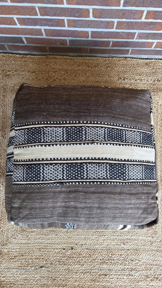 Pouf berbère Kelim vintage – Poufs & repose-pieds, Wool (photo 3 of 6)