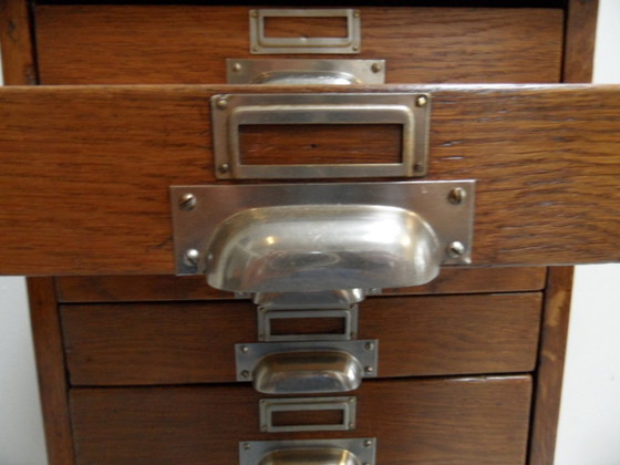 Mobile archivio vintage in rovere con cassetti – Cassettiere, Wood (photo 9 of 14)