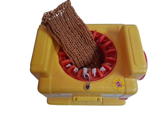 Image 1 of Mattel Magic Knitwear (1974) – Vintage Original