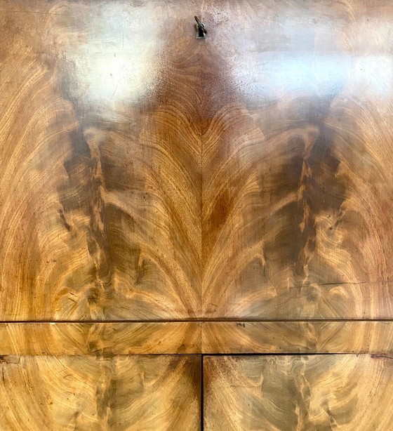 Image 1 of Val front secretaire