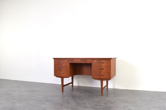 Image 1 of Bureau de direction danois moderne en teck, style Mid-Century Modern, années 1960