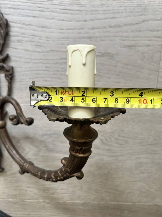 Image 1 of Antiche lampade da parete in bronzo in stile rococò francese - Coppia