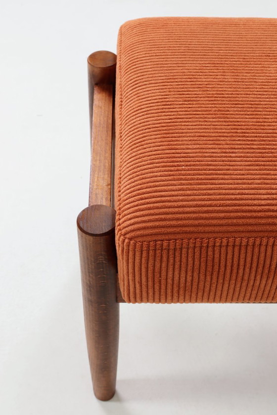 Image 1 of Ensemble vintage fauteuil et pouf en velours côtelé orange, Henryk Lis, 1960, Pologne