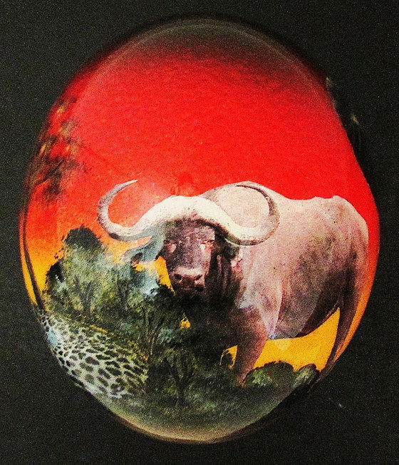 Image 1 of Straußenei mit den afrikanischen Big Five